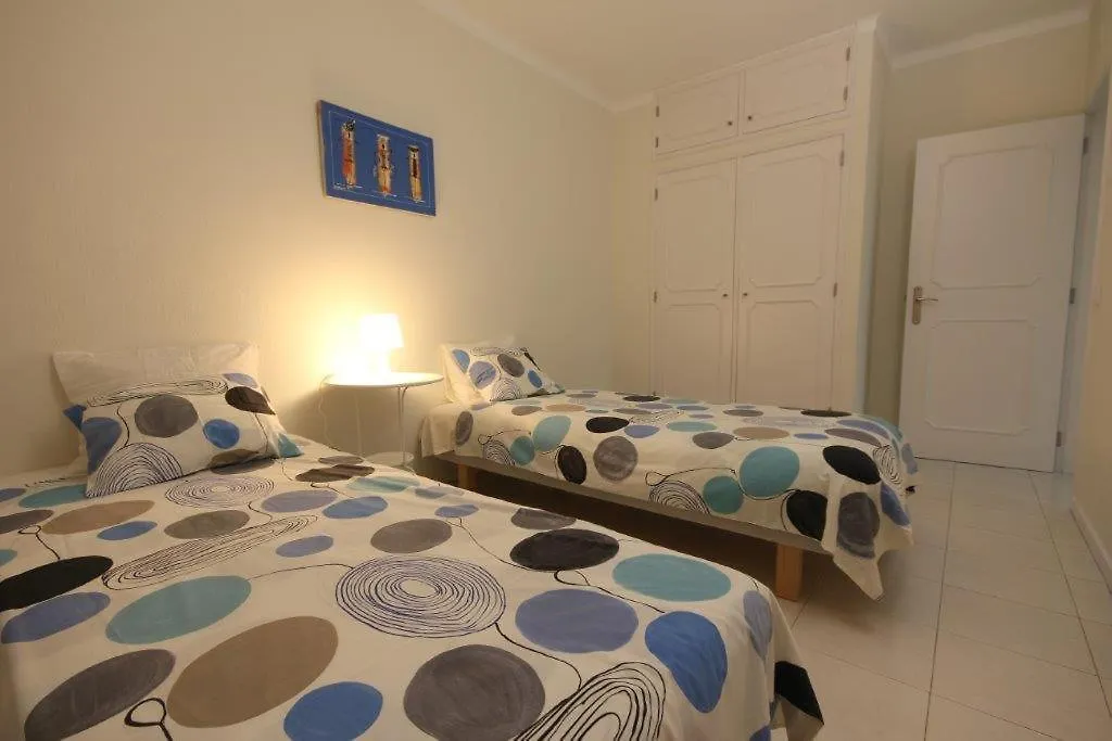 Apartamento Edifelix III Vista Mar - Sardine Holidays Armacao de Pera 0*,  Portugal